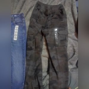 Children's place girl size 8 camo pants